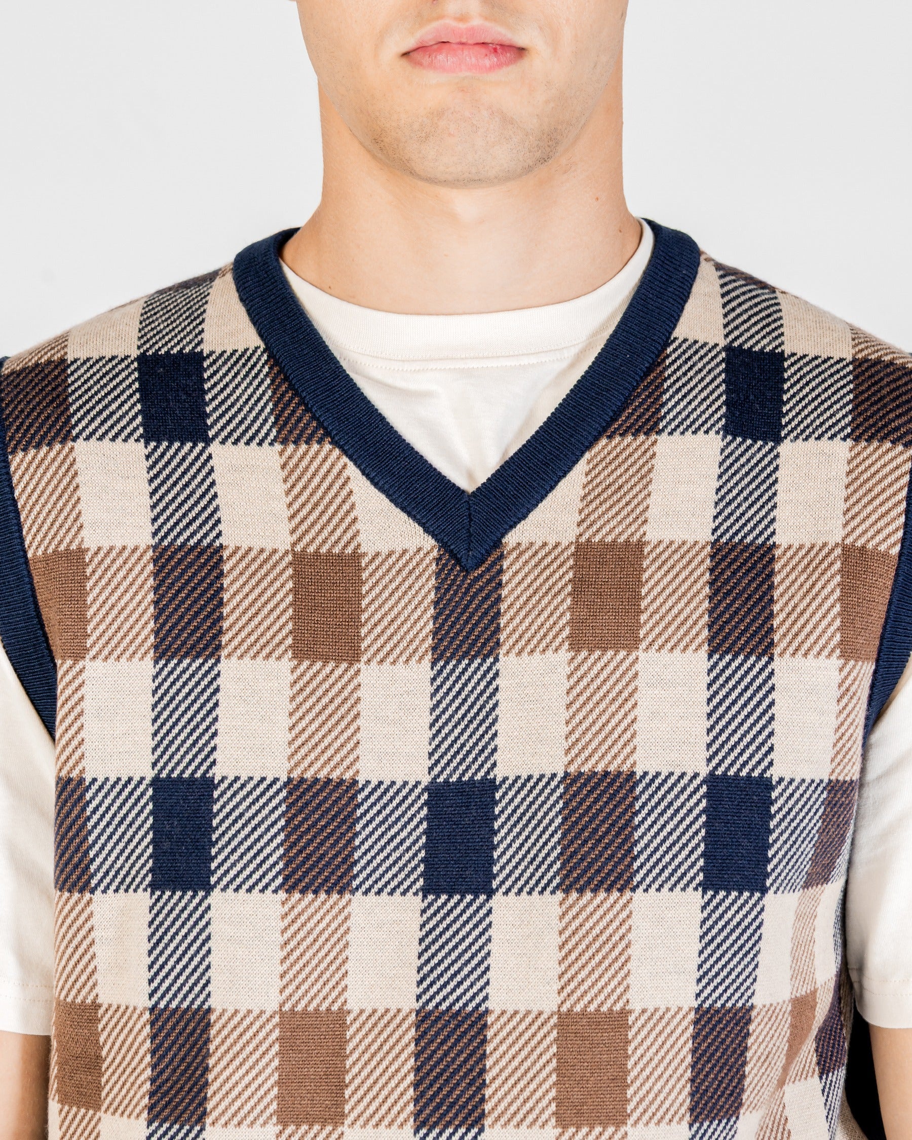 ACTIVE CLUB CHECK VEST - Image 7