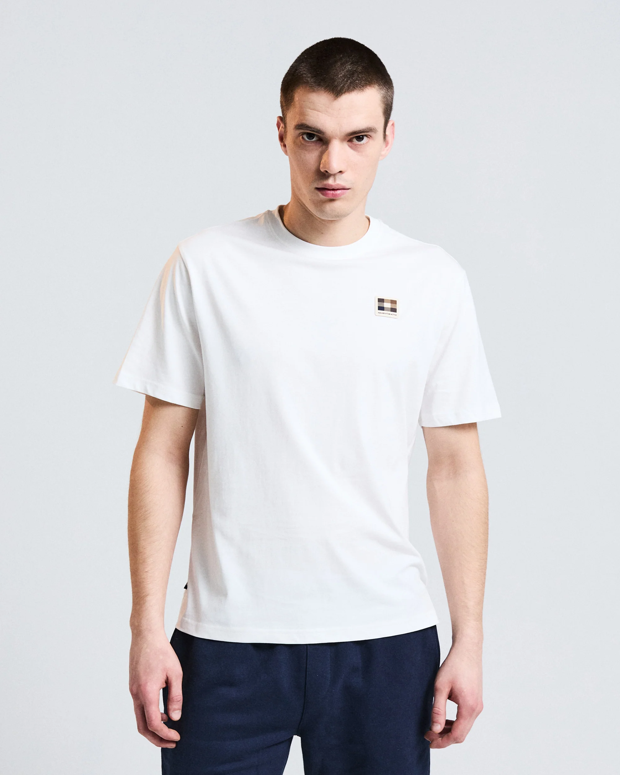 BADGE T-SHIRT - Image 7