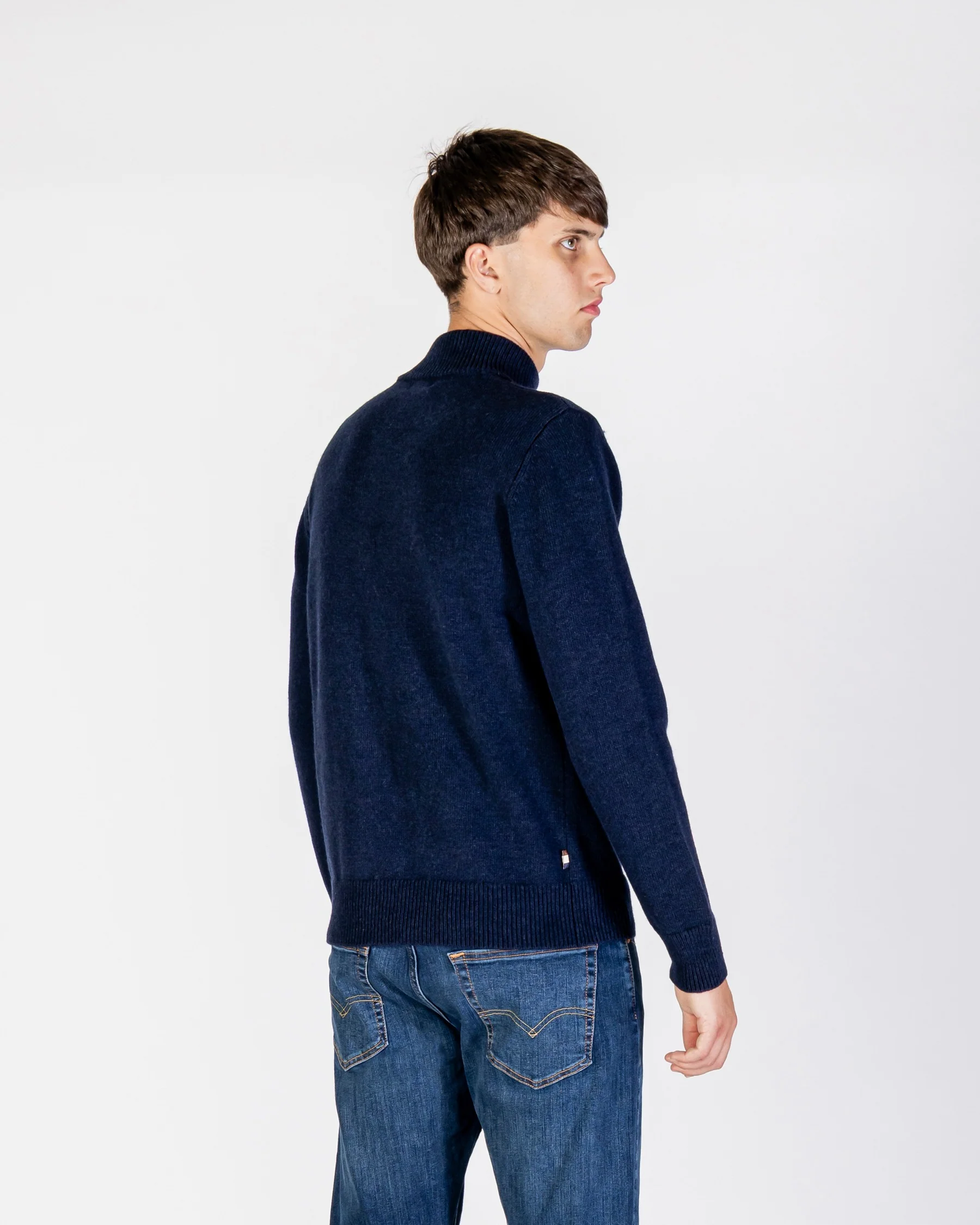 LAMBSWOOL 1/4 ZIPPED  KNIT - Image 3