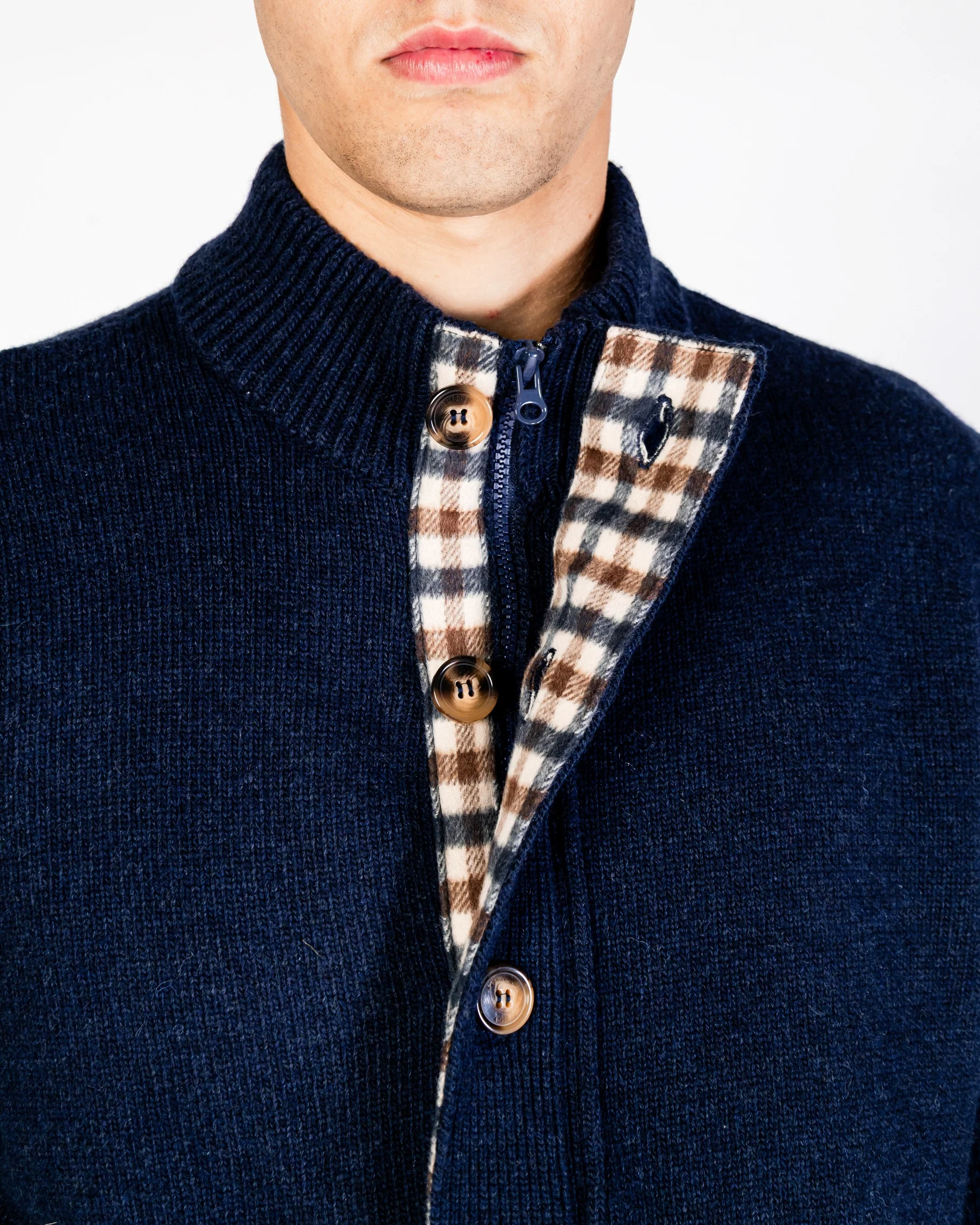 LAMBSWOOL BUTTONED CARDIGAN - Image 13
