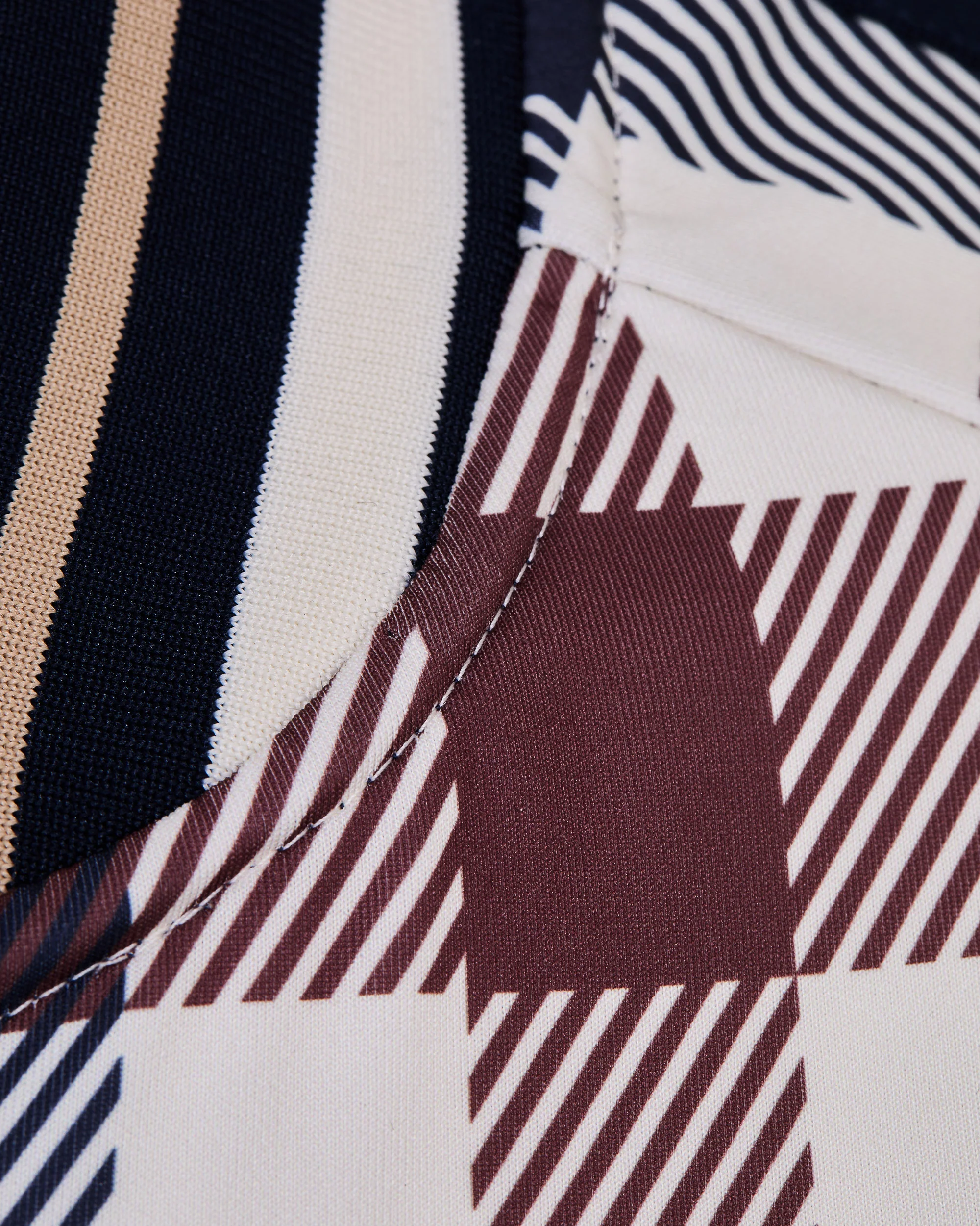 PERFORMANCE TRACK TOP - Image 5