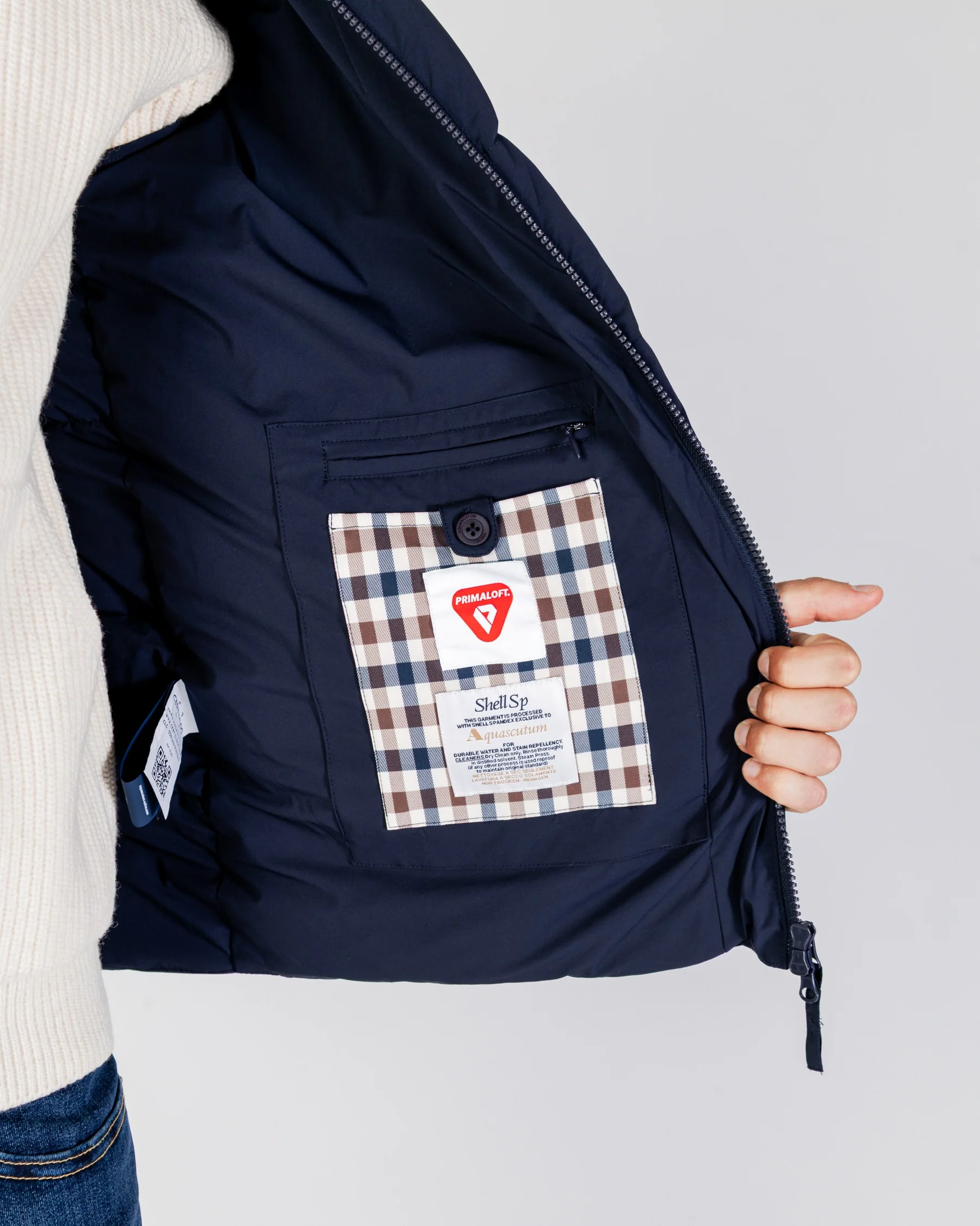 SP HOODED PUFFER - Image 12